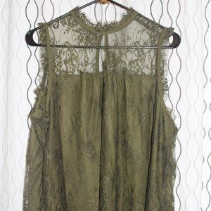 Lace Green Sleeveless Tank/ blouse Very pretty